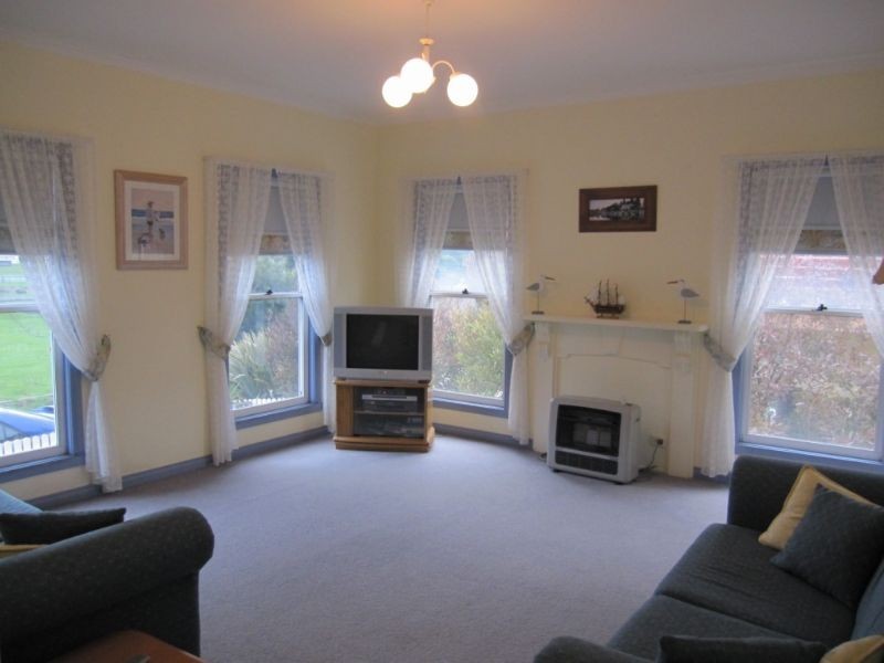 1/3 Castwood Place, Port Fairy VIC 3284