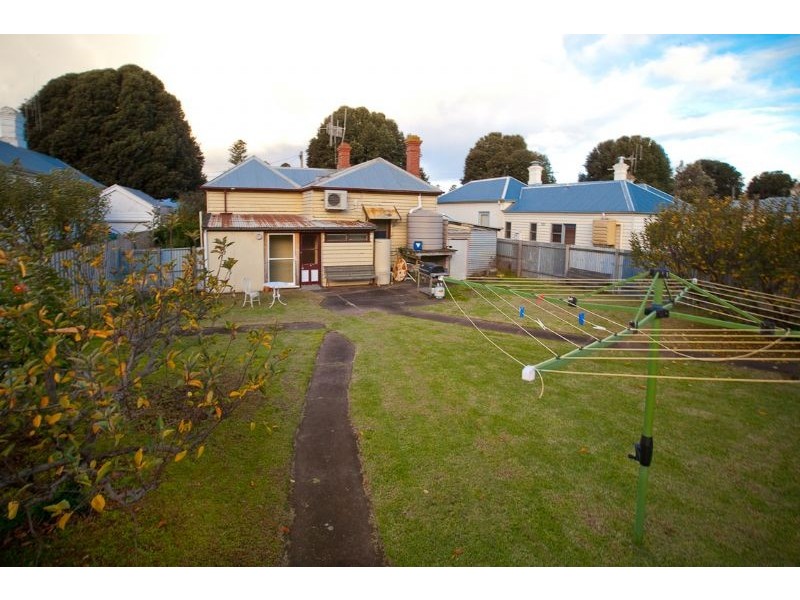 12 Wishart Street, Port Fairy VIC 3284