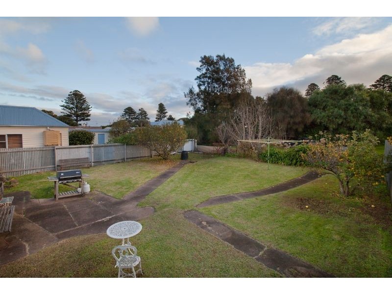 12 Wishart Street, Port Fairy VIC 3284