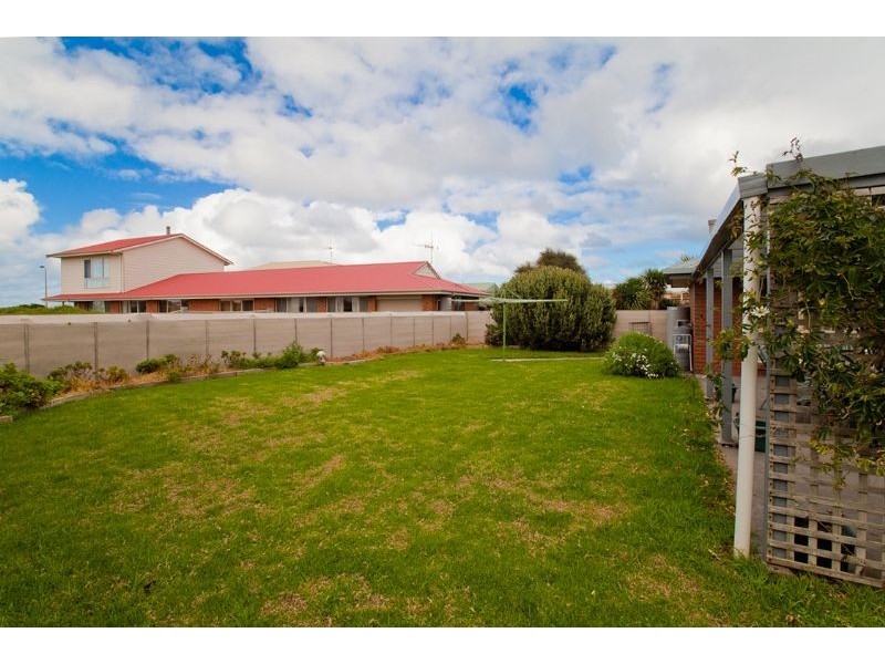 7 Anna-Catherine Drive, Port Fairy VIC 3284