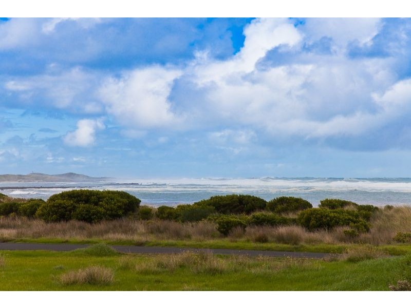7 Anna-Catherine Drive, Port Fairy VIC 3284