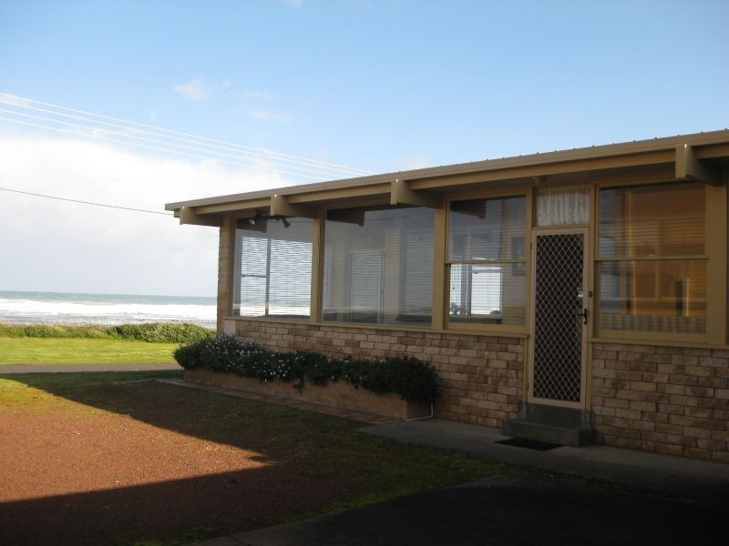 22 Ocean Drive, Port Fairy VIC 3284