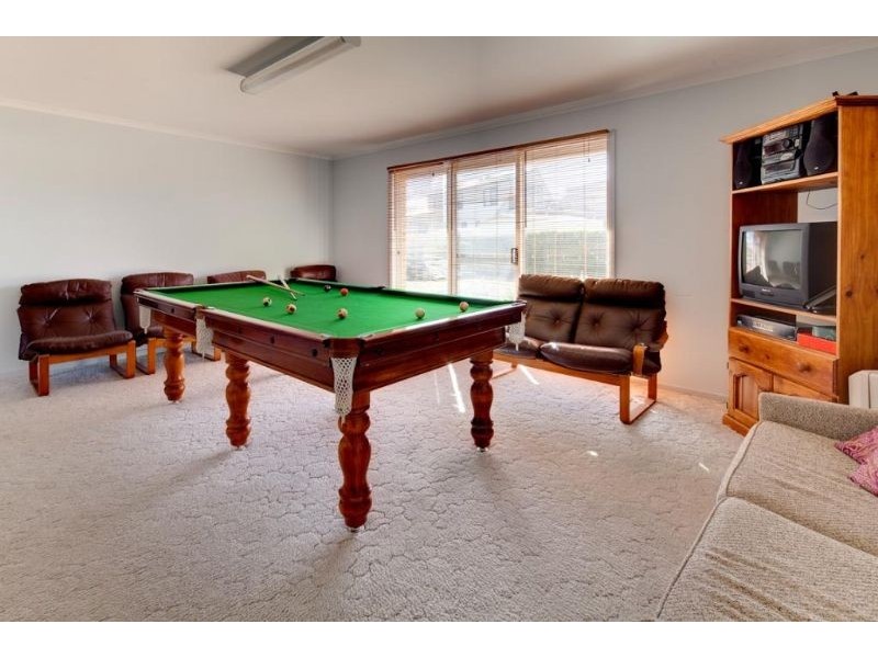 98 Ocean Drive, Port Fairy VIC 3284