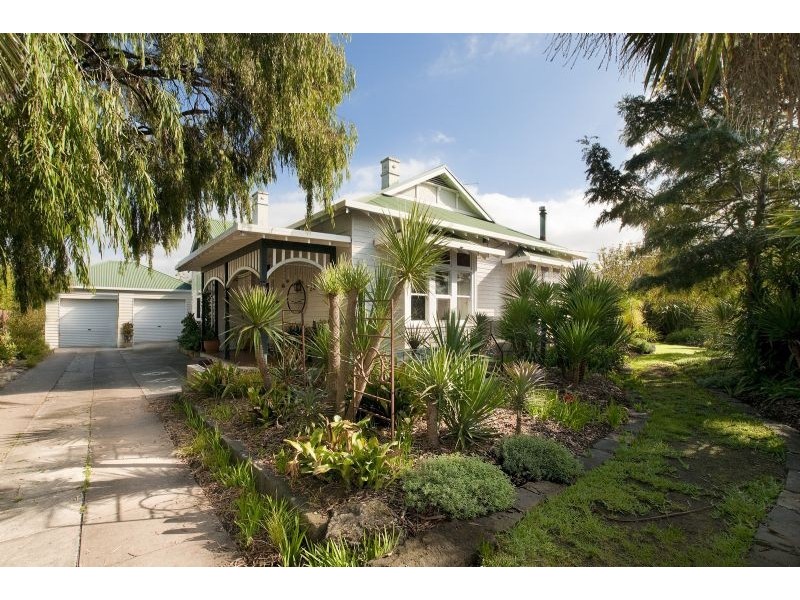 62  Princes Hwy, Port Fairy VIC 3284