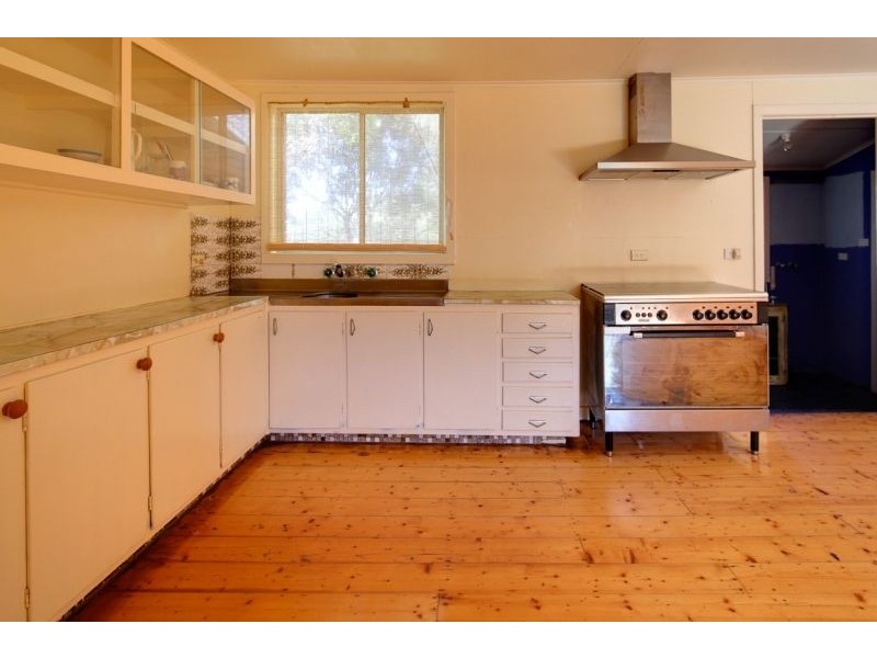 4 Reardon Street, Port Fairy VIC 3284