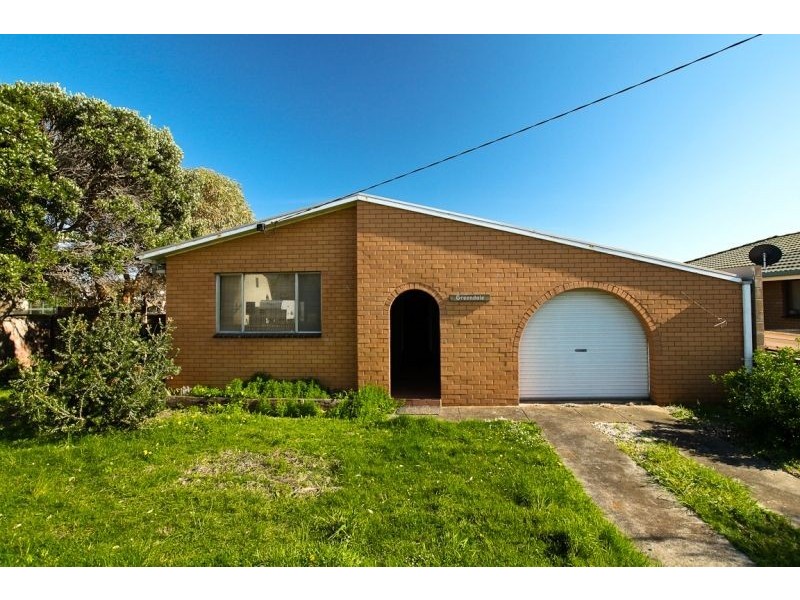 4 Reardon Street, Port Fairy VIC 3284