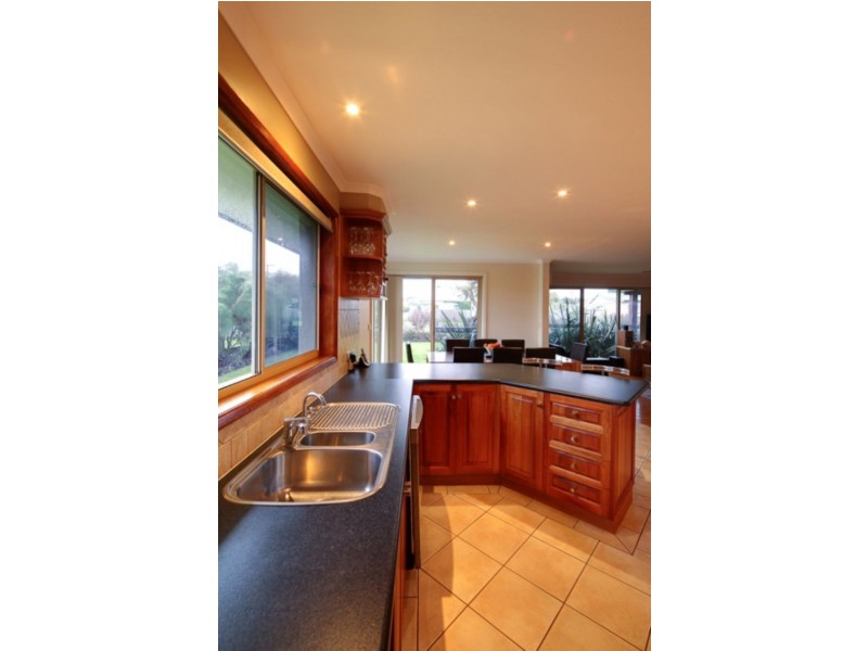 12 Polding Street, Port Fairy VIC 3284