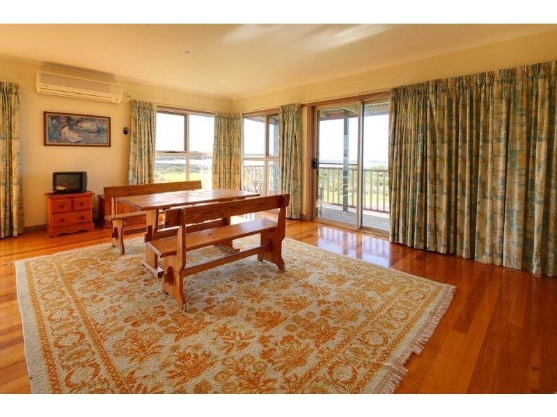 1/104 Ocean Drive, Port Fairy VIC 3284