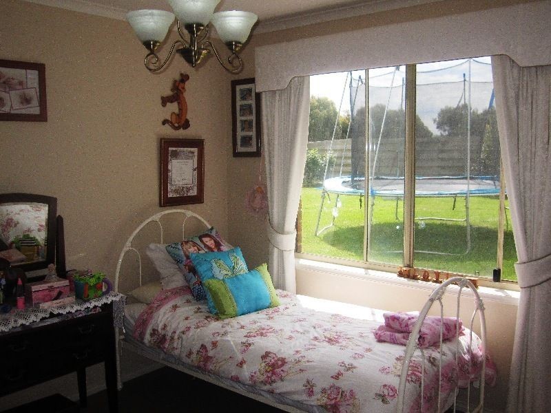 34 Lumsdens Lane, Koroit VIC 3282