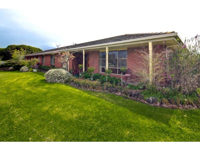 240 Princes Hwy, Port Fairy VIC 3284