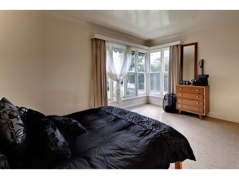 5 James Street, Port Fairy VIC 3284