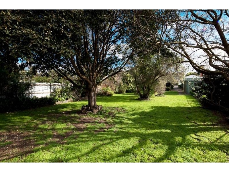 5 James Street, Port Fairy VIC 3284