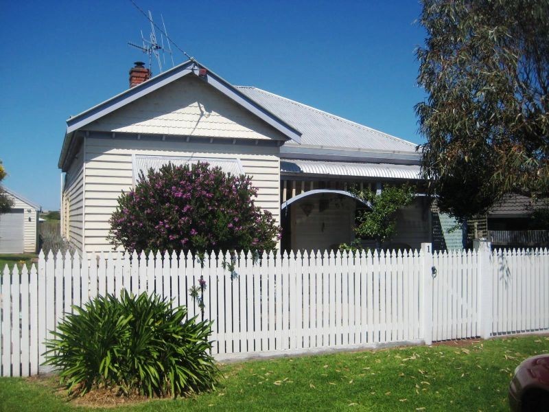 1 Avery Street, Port Fairy VIC 3284