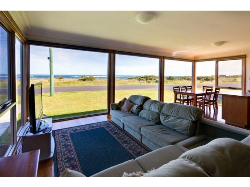58 Ocean Drive, Port Fairy VIC 3284