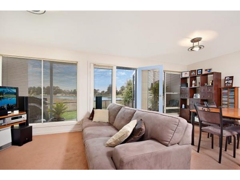 2/102 Gipps Street, Port Fairy VIC 3284