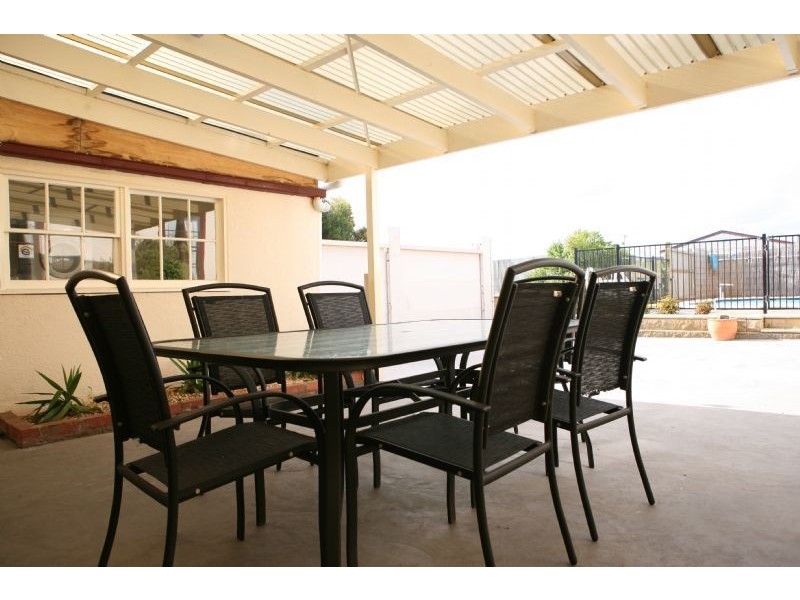 21 Fitzgibbons Lane, Illowa VIC 3282