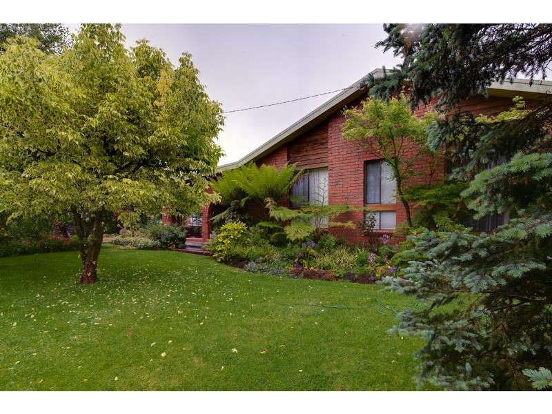 3 Eumeralla Street, Macarthur VIC 3286