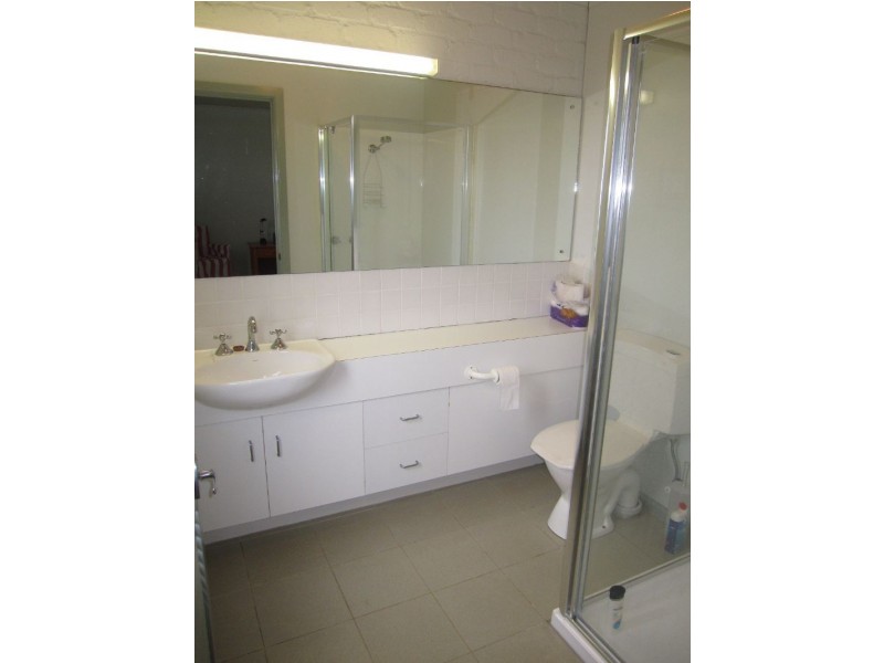 2/5 Hanley Street, Port Fairy VIC 3284