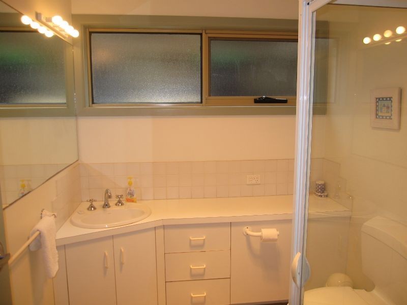 2/5 Hanley Street, Port Fairy VIC 3284