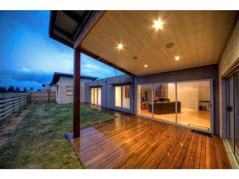 6A Armstrong Court, Port Fairy VIC 3284