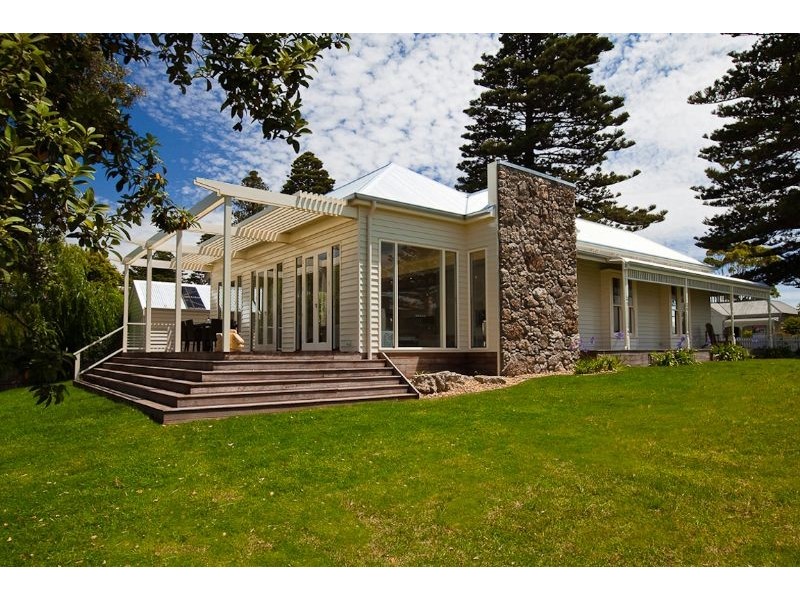 101 Gipps Street, Port Fairy VIC 3284