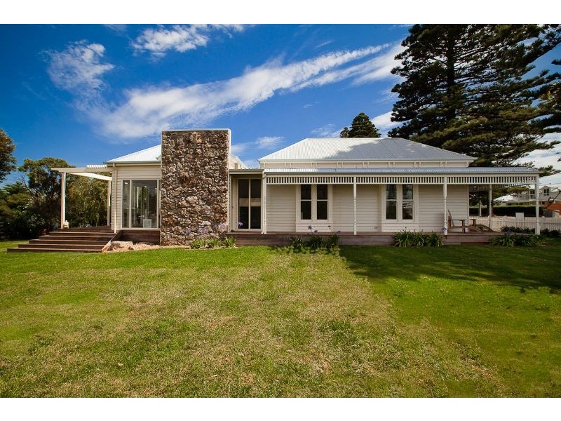 101 Gipps Street, Port Fairy VIC 3284