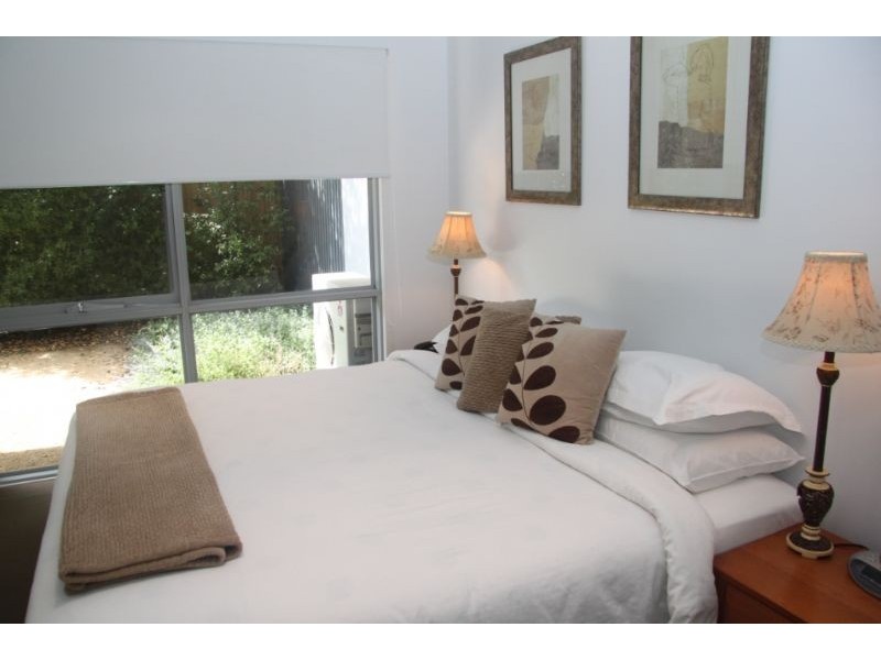 12/48-50 Bank, Port Fairy VIC 3284