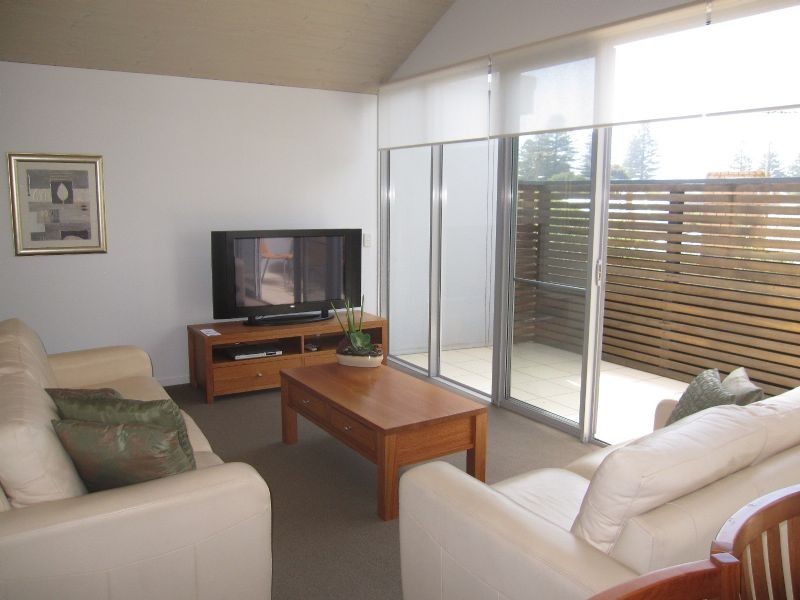 12/48-50 Bank, Port Fairy VIC 3284