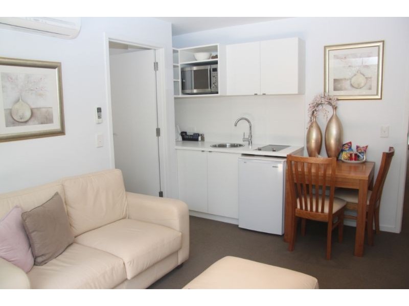 12/48-50 Bank, Port Fairy VIC 3284