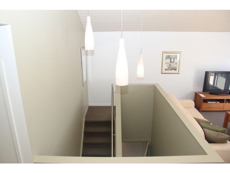 12/48-50 Bank, Port Fairy VIC 3284