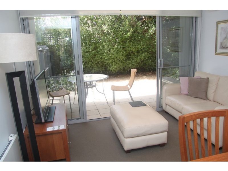 12/48-50 Bank, Port Fairy VIC 3284