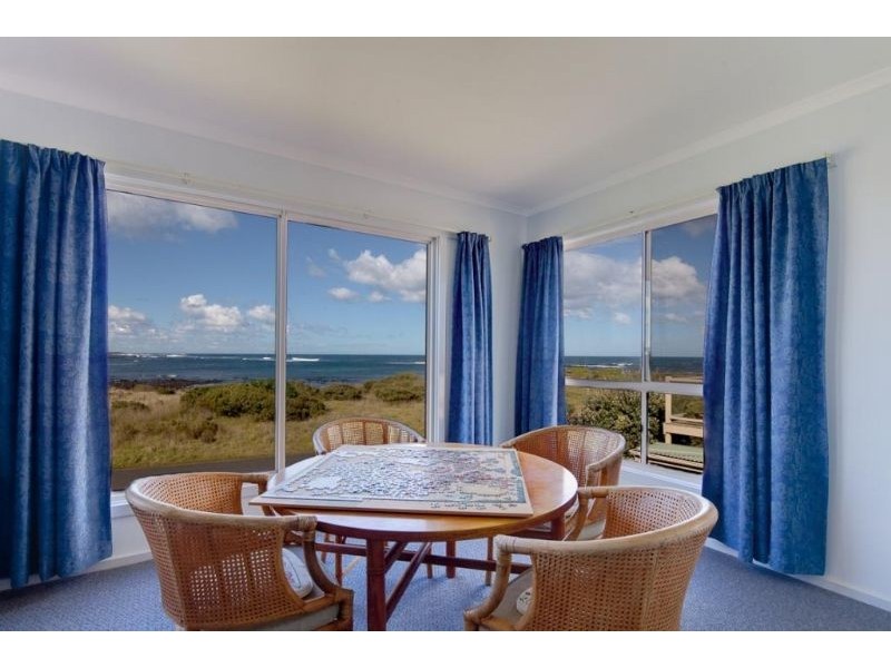 98 Ocean Drive, Port Fairy VIC 3284