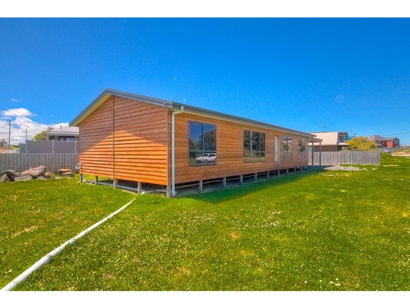 6 Jehu Street, Port Fairy VIC 3284