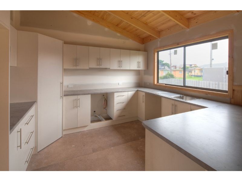 6 Jehu Street, Port Fairy VIC 3284