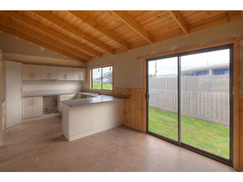 6 Jehu Street, Port Fairy VIC 3284