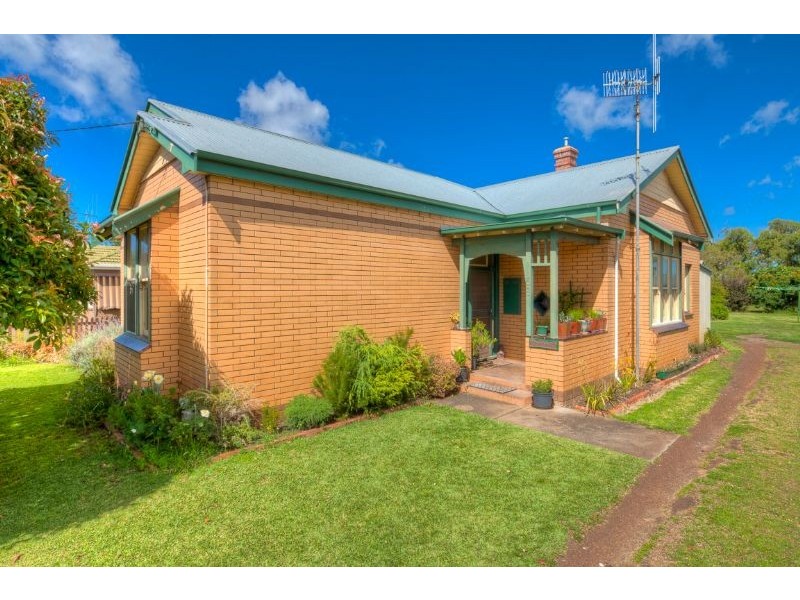 68 Princes Hwy, Port Fairy VIC 3284