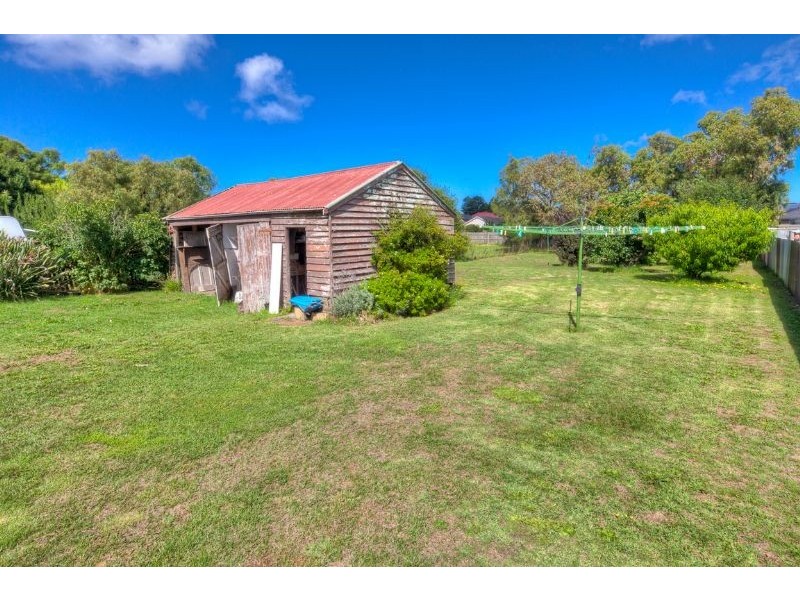 68 Princes Hwy, Port Fairy VIC 3284