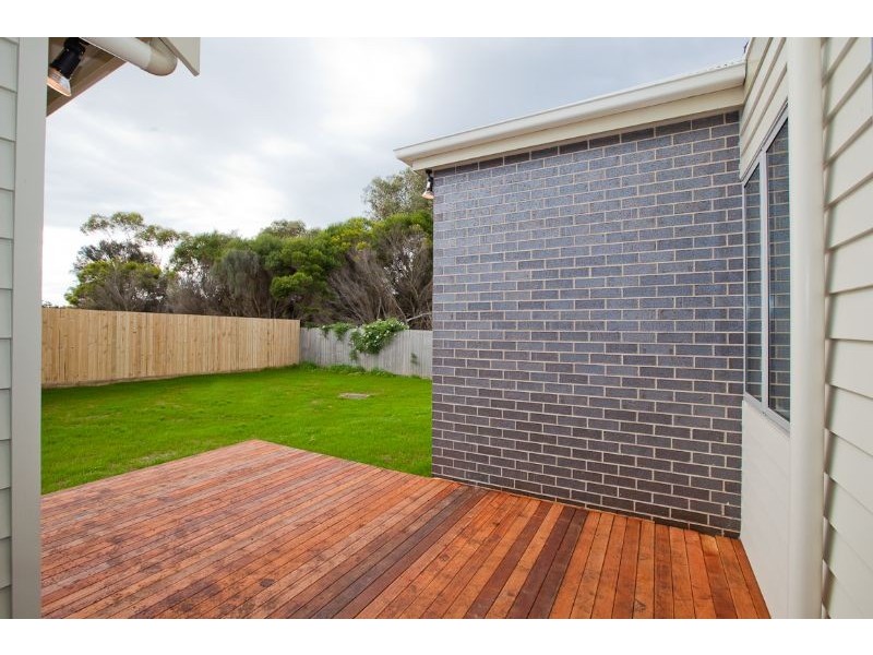12 Gratton Street, Port Fairy VIC 3284
