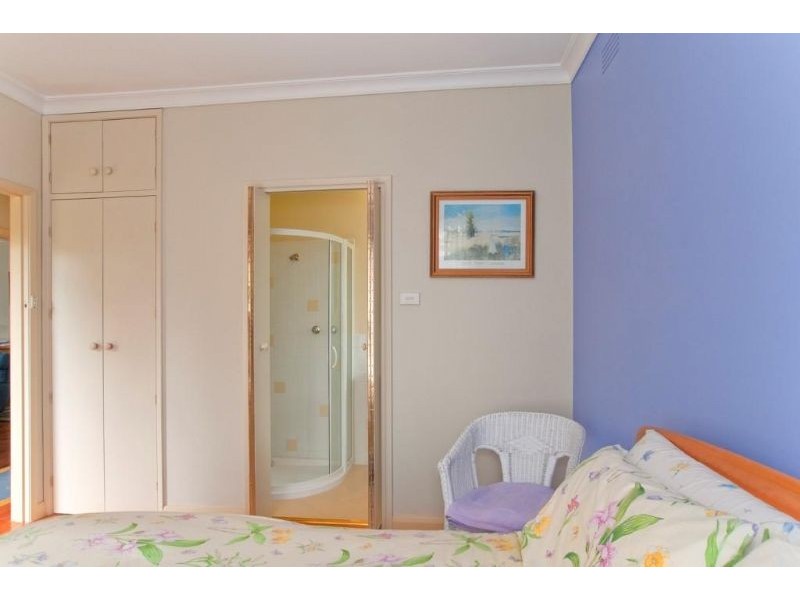 111 Regent Street, Port Fairy VIC 3284