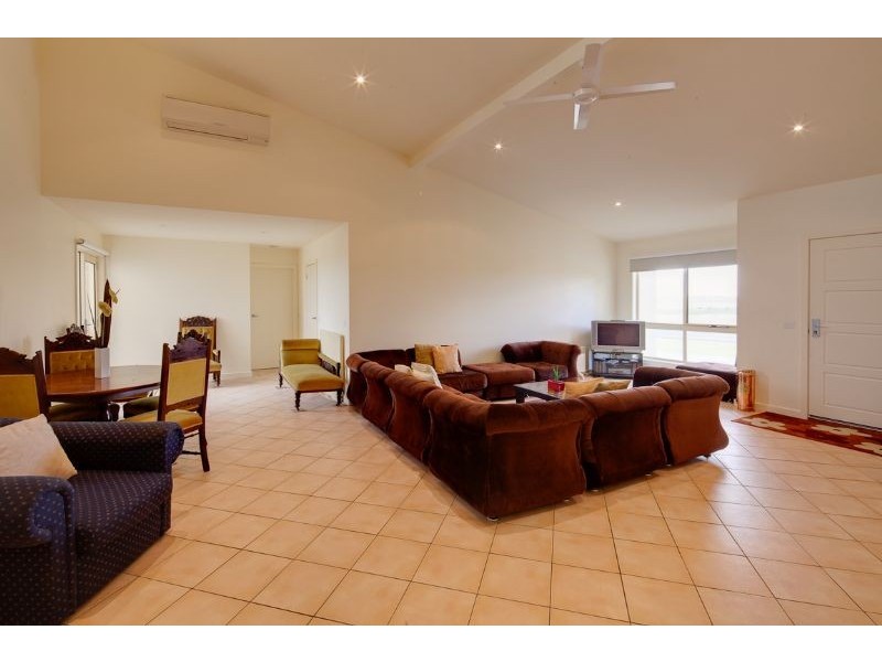 2567 Princes Hwy, Port Fairy VIC 3284