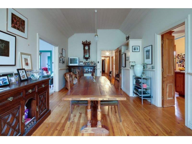 82 Princes Hwy, Port Fairy VIC 3284