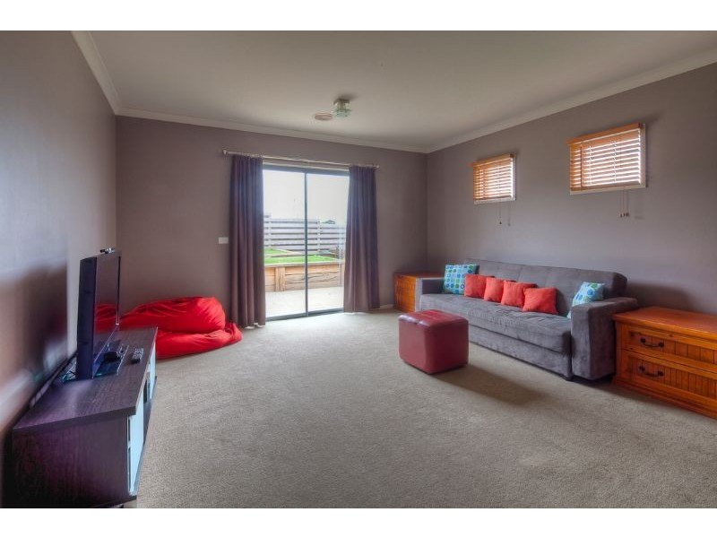 4 Martin Laurence Place, Port Fairy VIC 3284