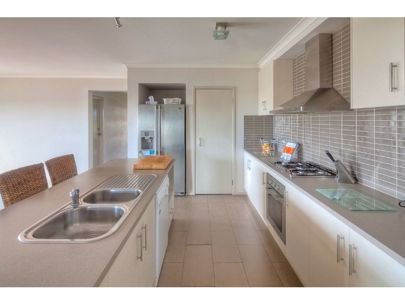 4 Martin Laurence Place, Port Fairy VIC 3284