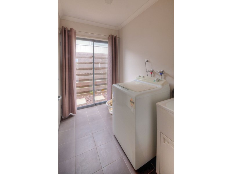 4 Martin Laurence Place, Port Fairy VIC 3284