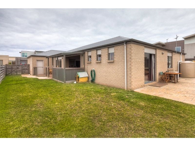 4 Martin Laurence Place, Port Fairy VIC 3284