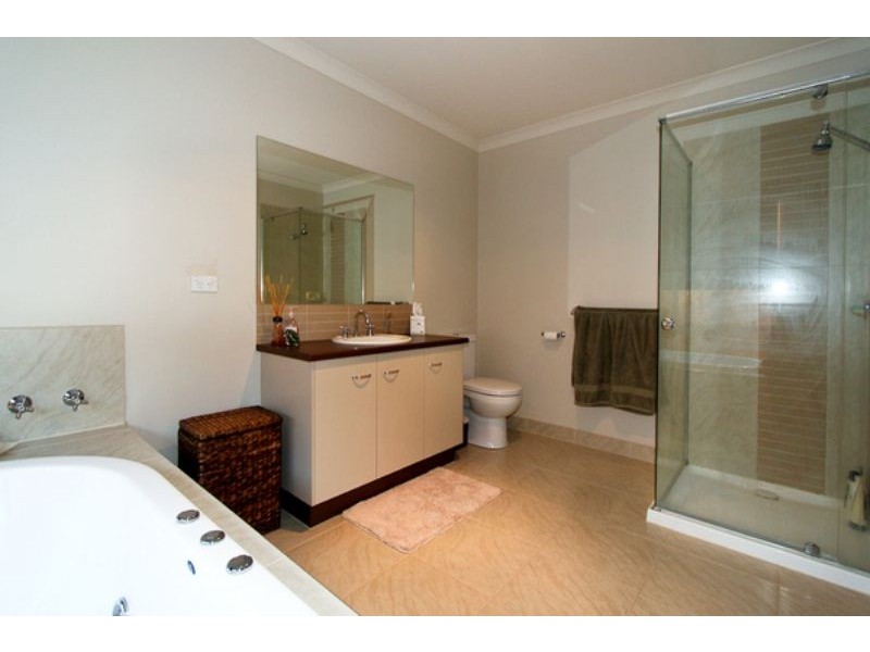 24 Dyson Street, Port Fairy VIC 3284