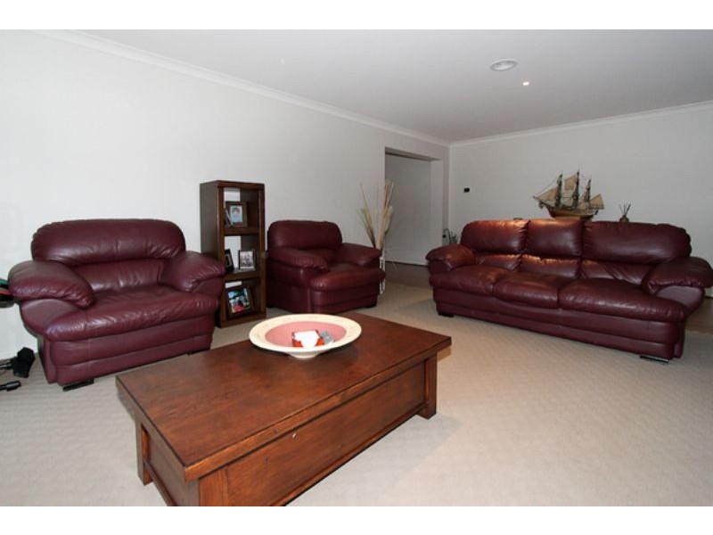 24 Dyson Street, Port Fairy VIC 3284