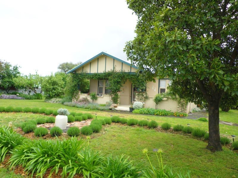 26 Heard Street, Mortlake VIC 3272