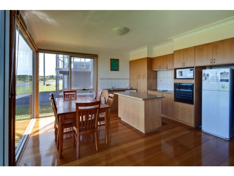 58 Ocean Drive, Port Fairy VIC 3284