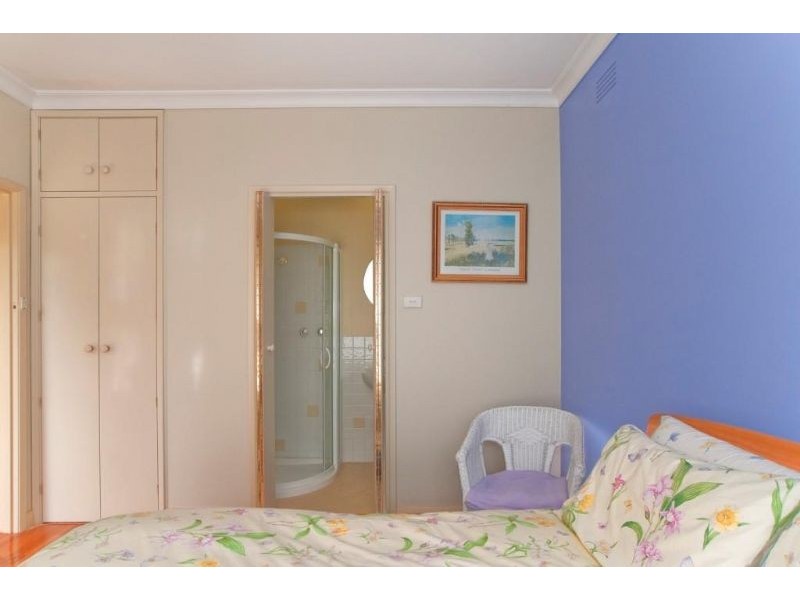 111 Regent Street, Port Fairy VIC 3284